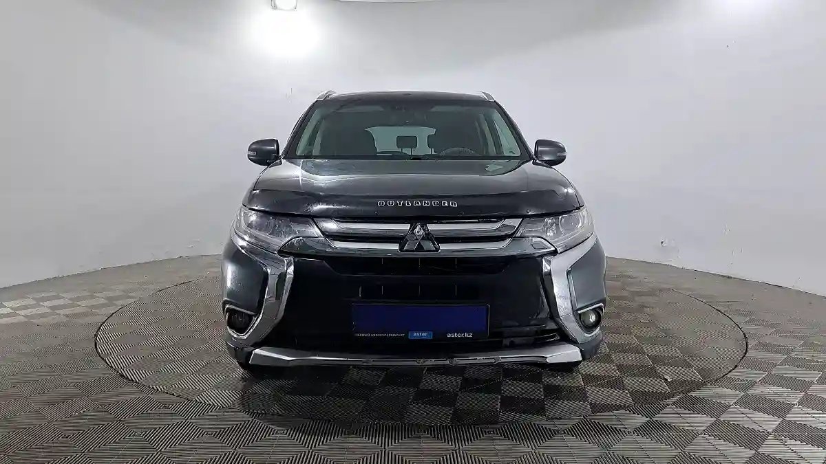 Mitsubishi Outlander 2018 года за 5 650 000 тг. в Павлодар
