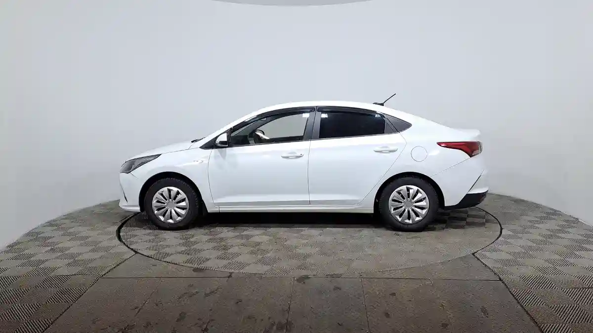 Hyundai Accent 2021 года за 6 000 000 тг. в Астана