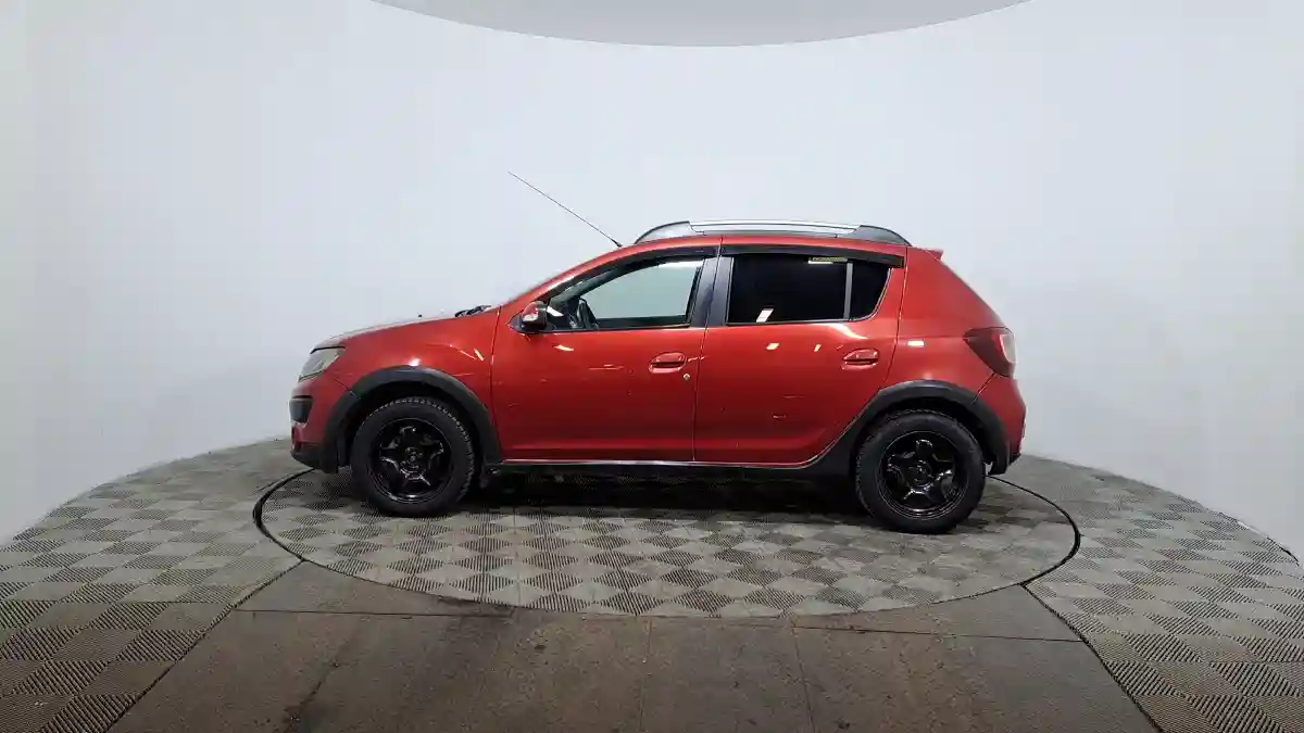 Renault Sandero 2014 года за 2 398 000 тг. в Астана