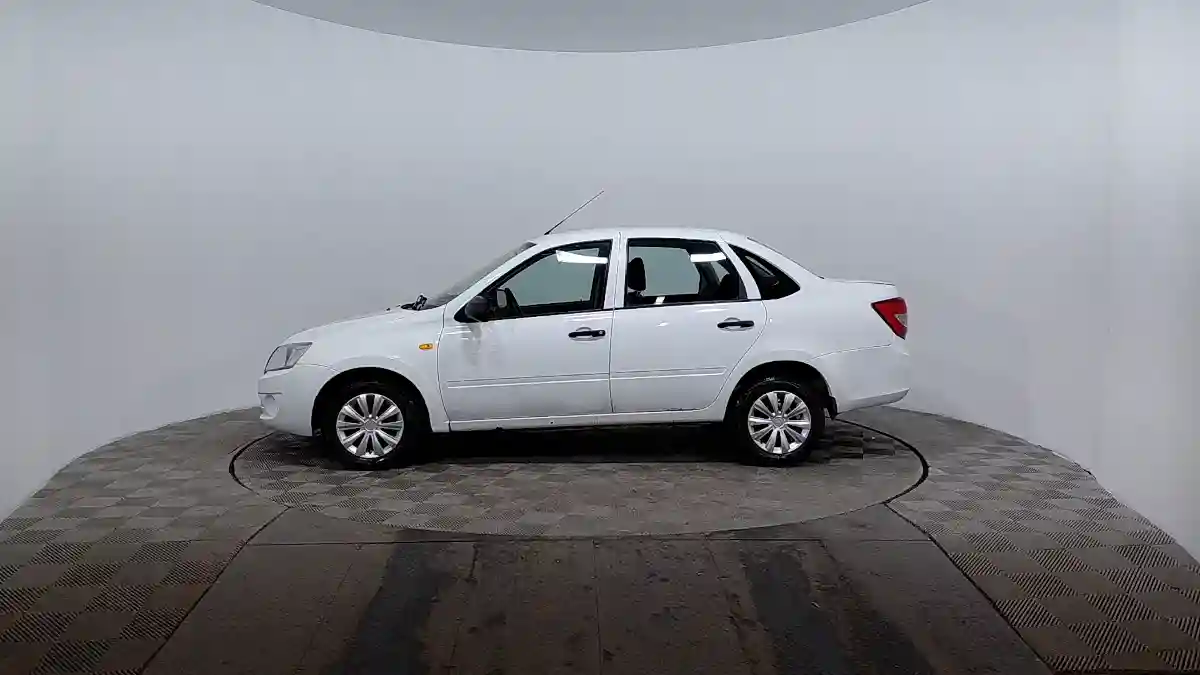 LADA (ВАЗ) Granta 2013 года за 2 390 000 тг. в Астана