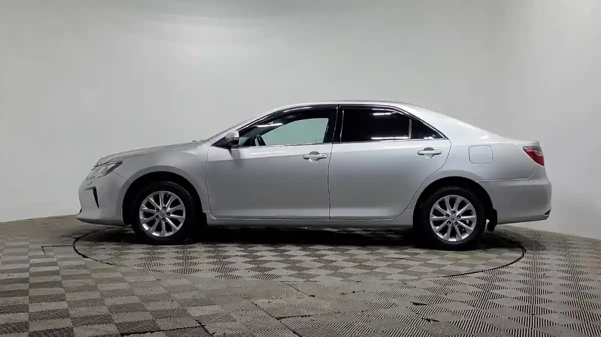 Toyota Camry 2014 года за 10 378 000 тг. в Алматы