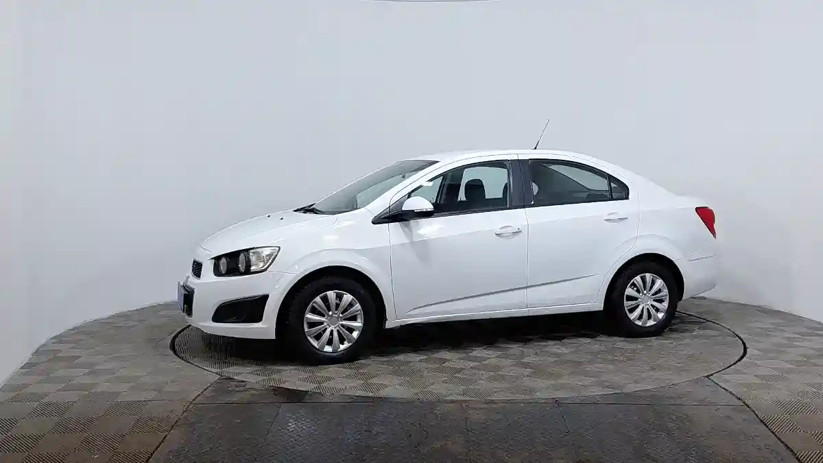Chevrolet Aveo 2014 года за 2 609 000 тг. в Астана