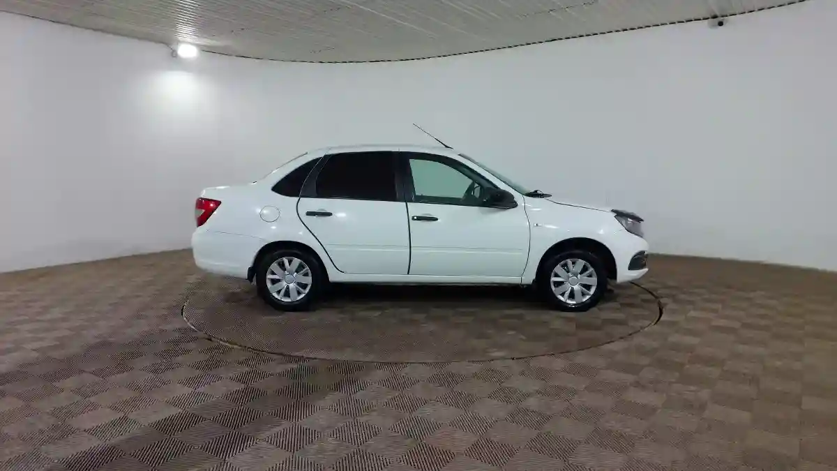 LADA (ВАЗ) Granta 2020 года за 2 760 000 тг. в Шымкент