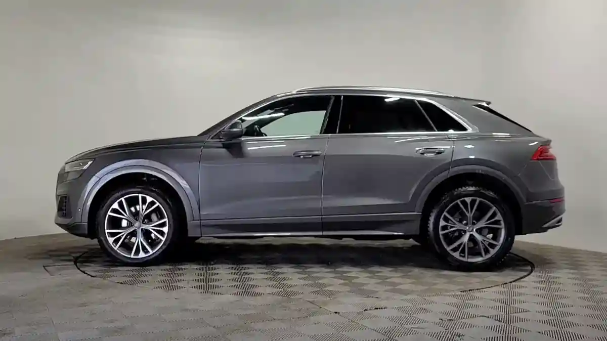 Audi Q8 2019 года за 29 900 000 тг. в Алматы