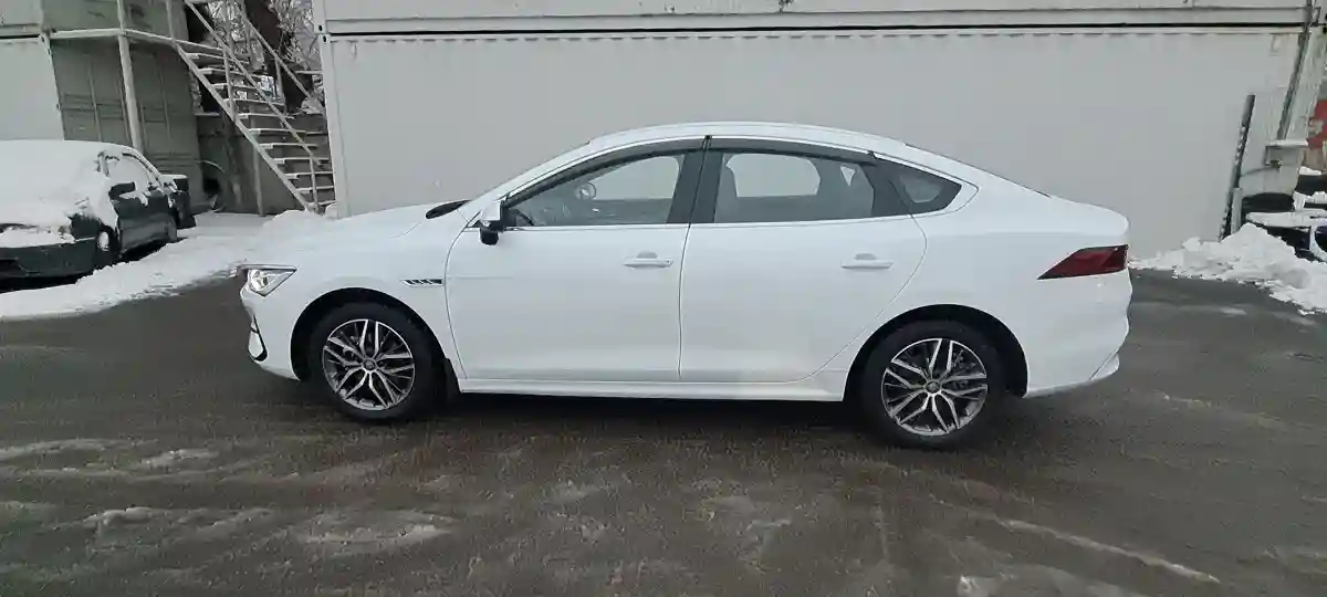 BYD Qin 2024 года за 7 094 000 тг. в Алматы