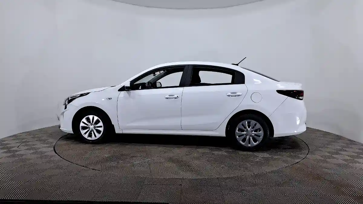 Kia Rio 2021 года за 7 022 000 тг. в Астана