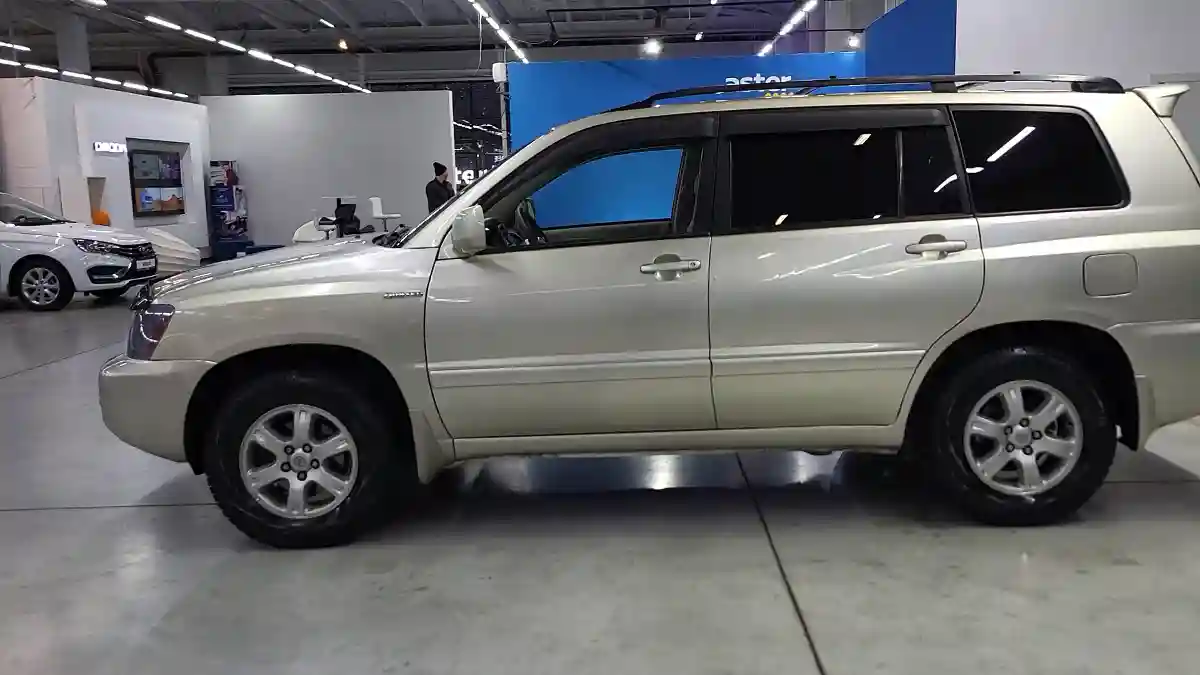 Toyota Highlander 2001 года за 5 270 000 тг. в Усть-Каменогорск