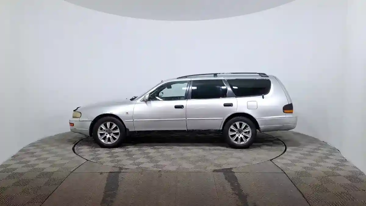 Toyota Camry 1993 года за 1 230 000 тг. в Астана