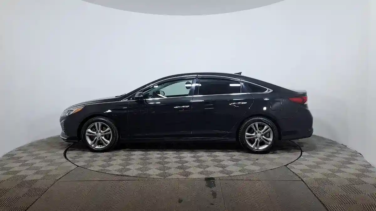 Hyundai Sonata 2017 года за 8 000 000 тг. в Астана