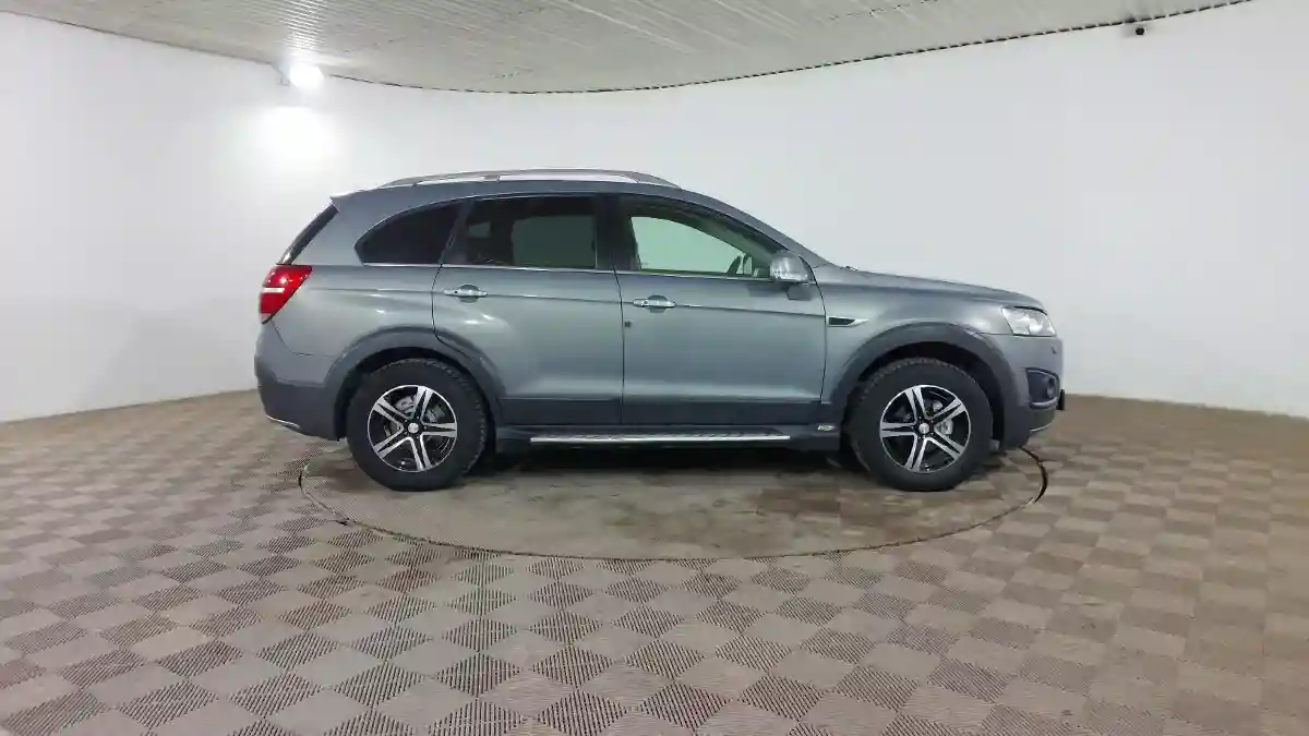 Chevrolet Captiva 2013 года за 6 324 000 тг. в Шымкент