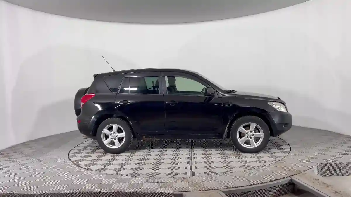 Toyota RAV4 2007 года за 5 335 000 тг. в Караганда