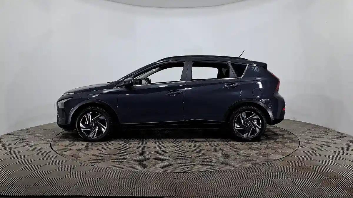 Hyundai Bayon 2023 года за 6 815 000 тг. в Астана