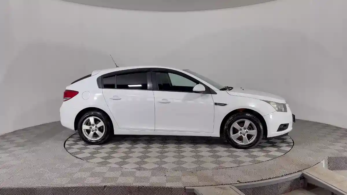Chevrolet Cruze 2012 года за 4 889 000 тг. в Караганда