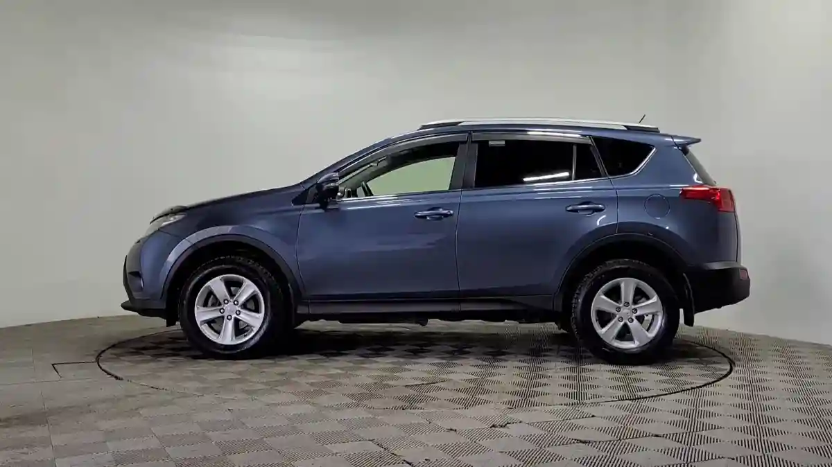 Toyota RAV4 2014 года за 8 765 000 тг. в Алматы