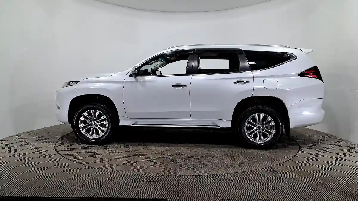 Mitsubishi Pajero Sport 2020 года за 15 140 000 тг. в Астана