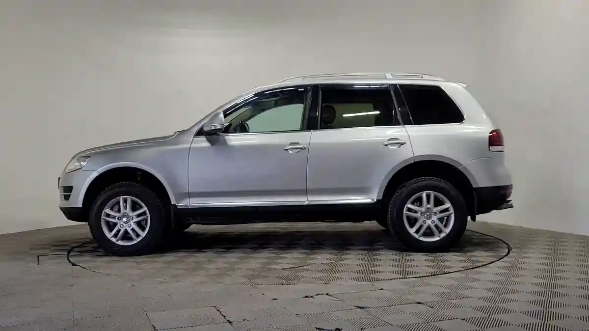 Volkswagen Touareg 2008 года за 6 990 000 тг. в Алматы