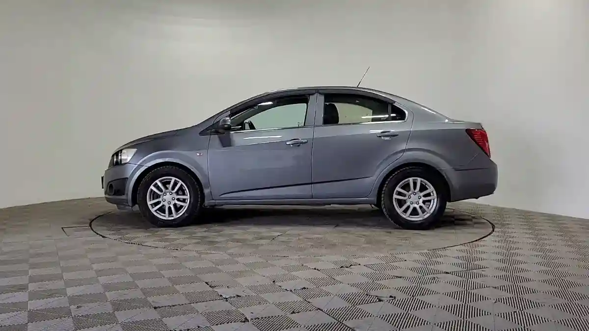 Chevrolet Aveo 2013 года за 2 722 000 тг. в Алматы