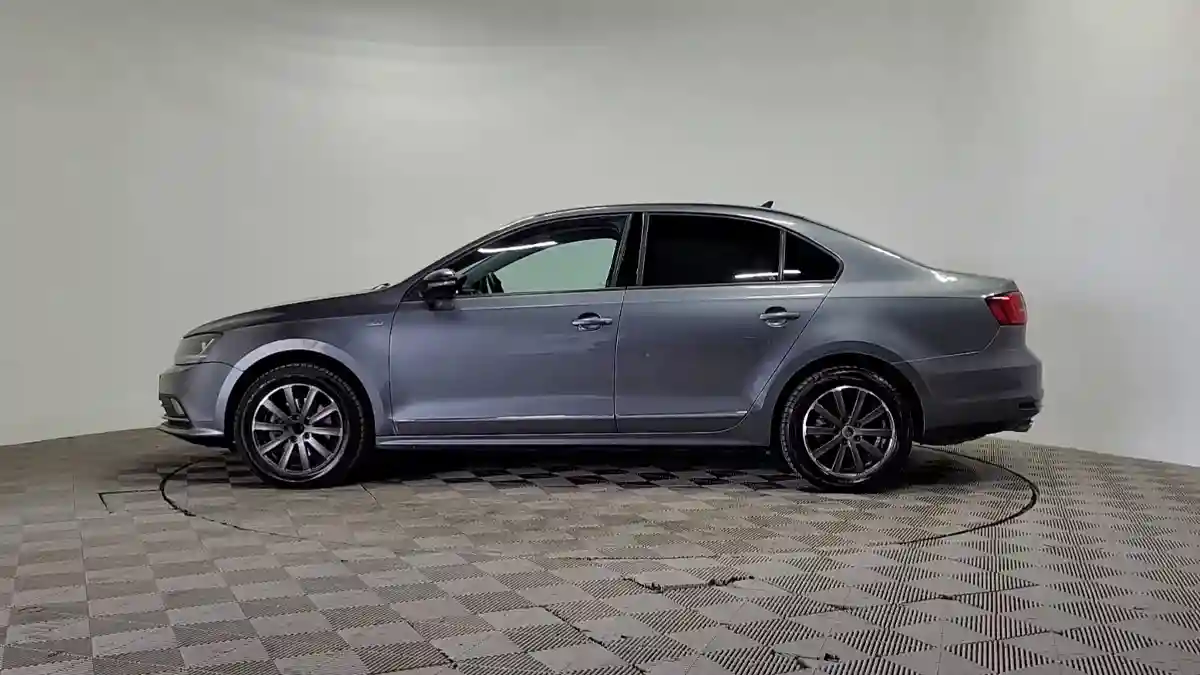 Volkswagen Jetta 2017 года за 6 823 000 тг. в Алматы