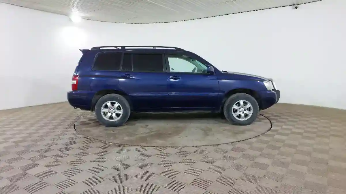 Toyota Highlander 2001 года за 4 950 000 тг. в Шымкент