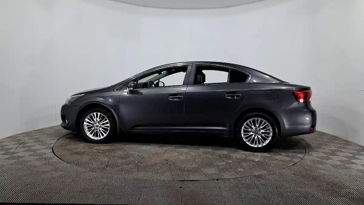 Toyota Avensis 2012 года за 5 920 000 тг. в Астана