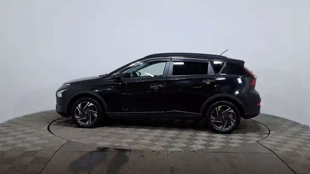 Hyundai Bayon 2023 года за 7 410 000 тг. в Астана