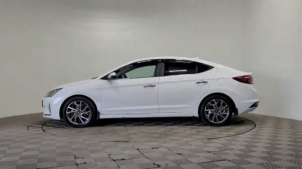 Hyundai Elantra 2019 года за 6 890 000 тг. в Алматы