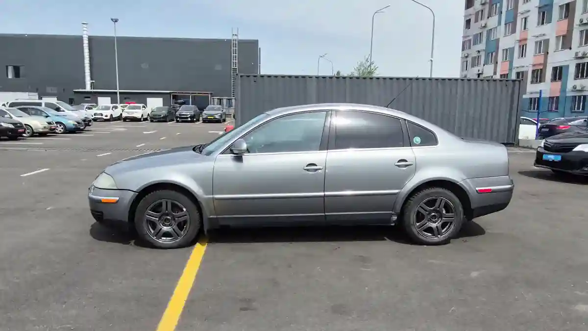 Volkswagen Passat 2004 года за 1 740 000 тг. в Алматы