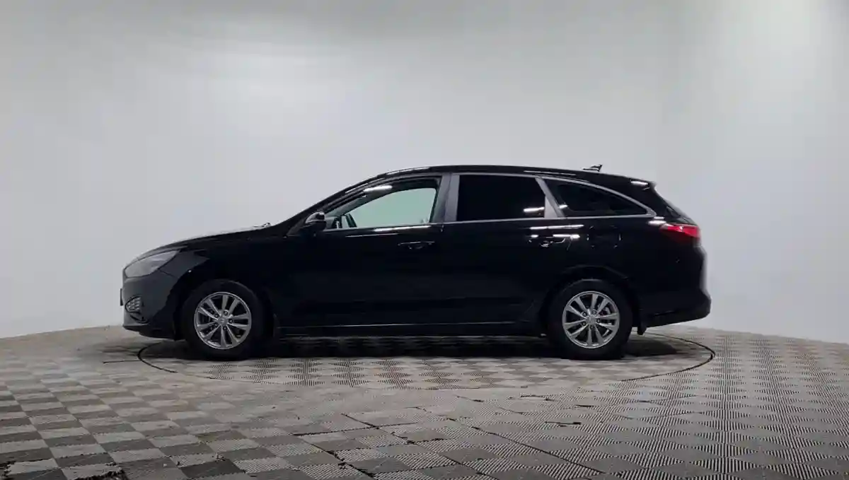 Hyundai i30 2023 года за 8 990 000 тг. в Алматы