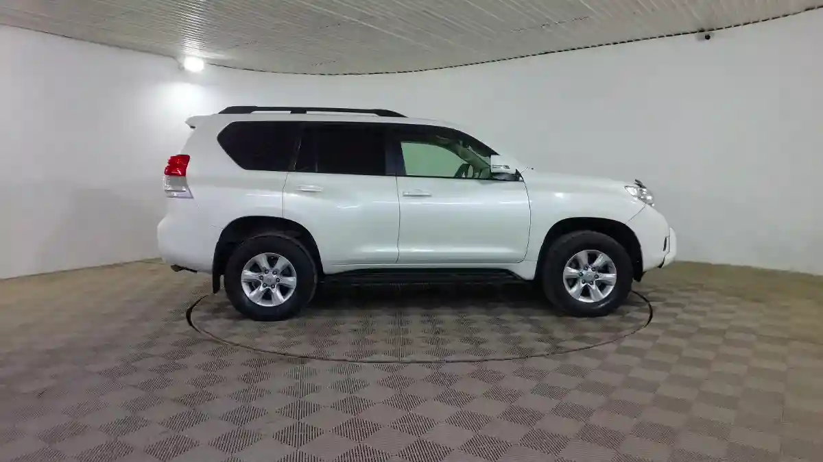 Toyota Land Cruiser Prado 2010 года за 12 840 000 тг. в Шымкент