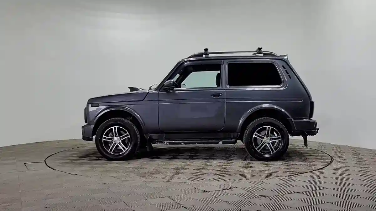 LADA (ВАЗ) 2121 (4x4) 2017 года за 3 400 000 тг. в Алматы