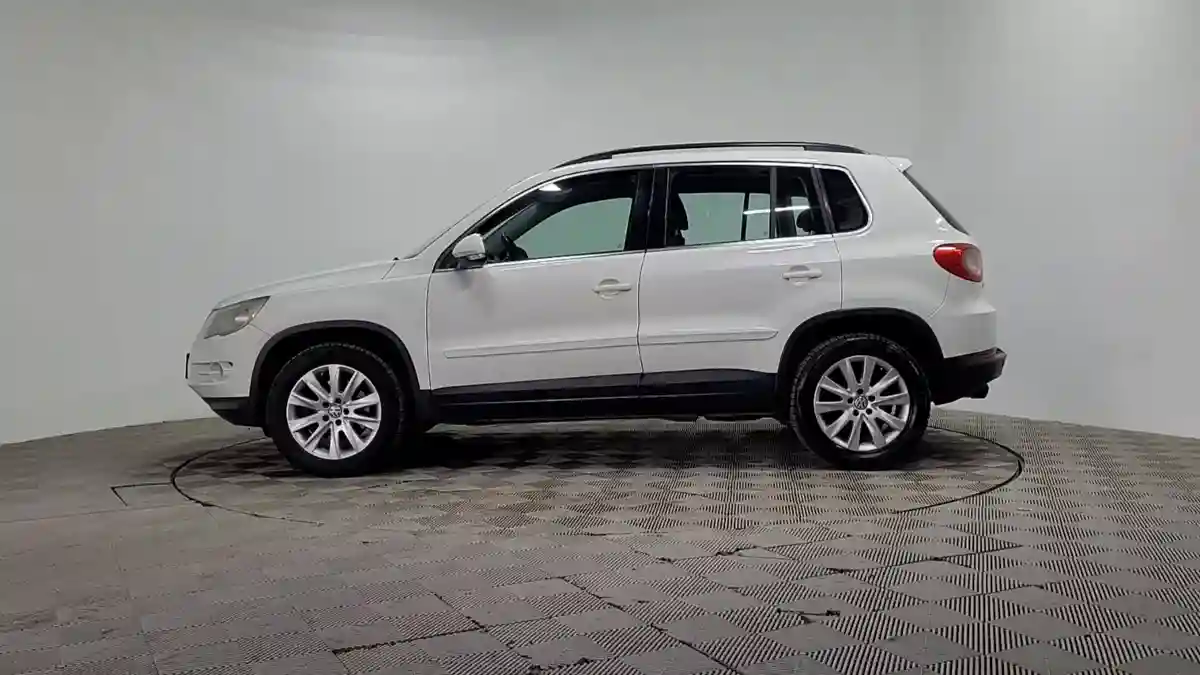 Volkswagen Tiguan 2008 года за 5 990 000 тг. в Алматы