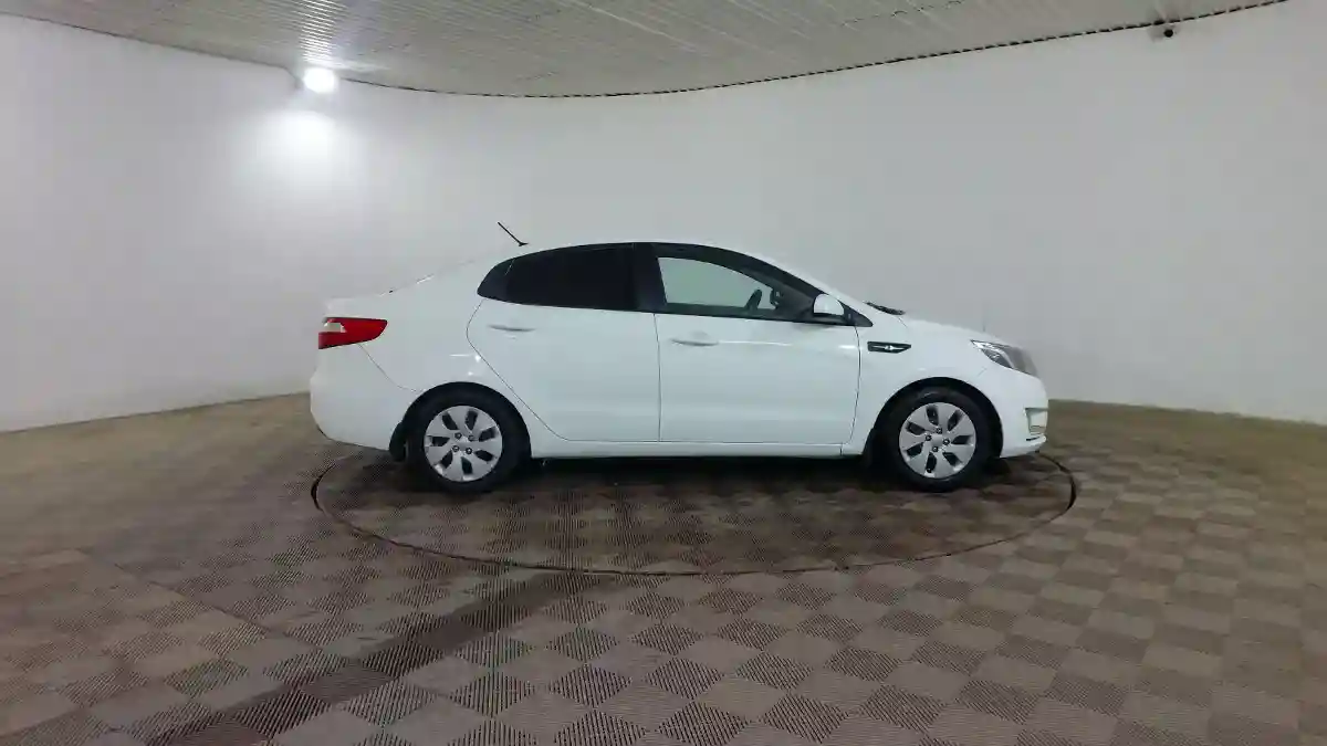 Kia Rio 2015 года за 4 890 000 тг. в Шымкент