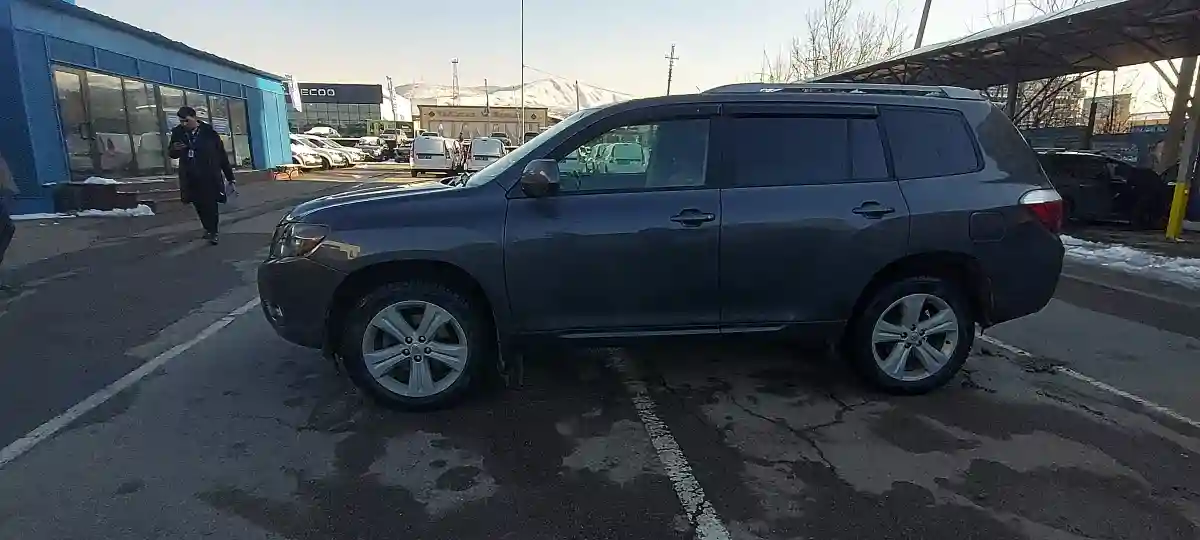 Toyota Highlander 2007 года за 8 490 000 тг. в Алматы