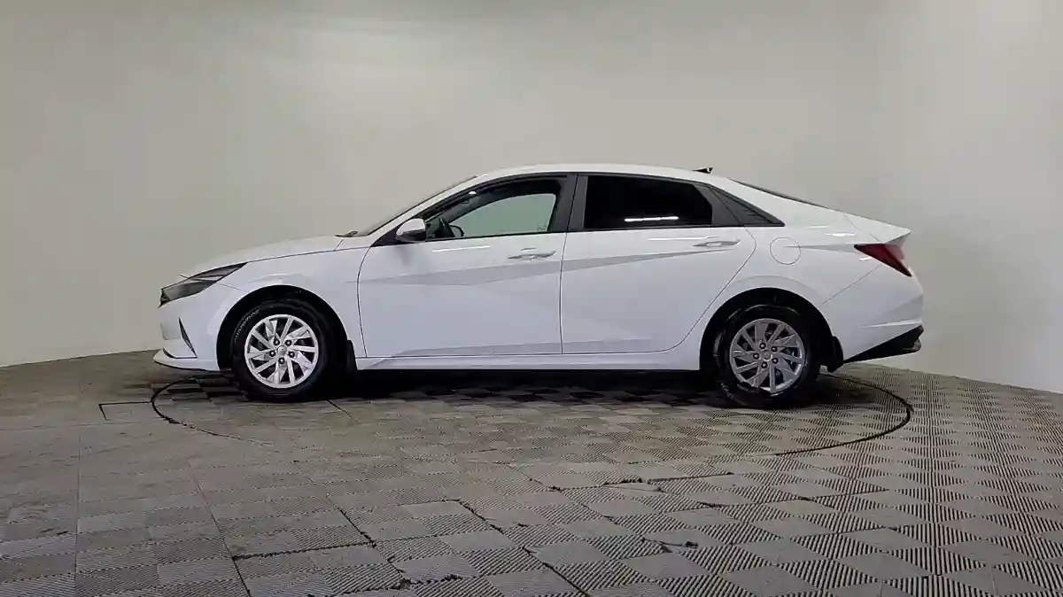 Hyundai Elantra 2021 года за 7 490 000 тг. в Алматы
