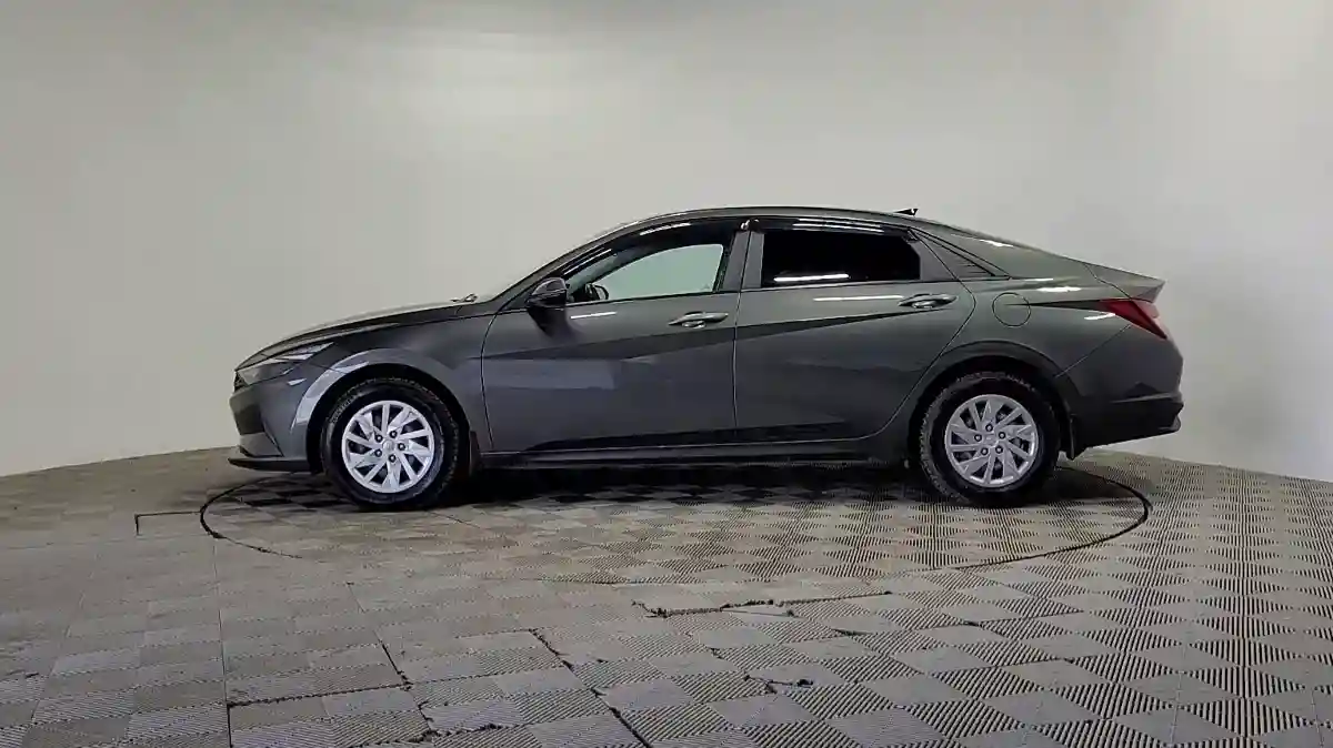 Hyundai Elantra 2022 года за 7 690 000 тг. в Алматы