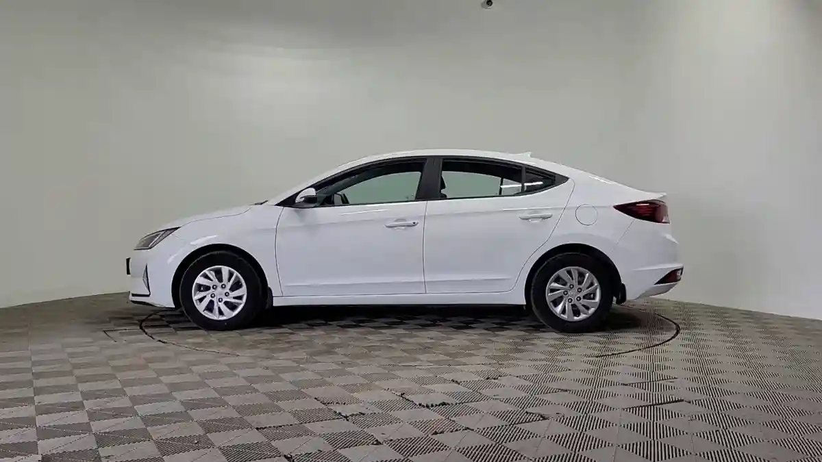 Hyundai Elantra 2020 года за 7 690 000 тг. в Алматы