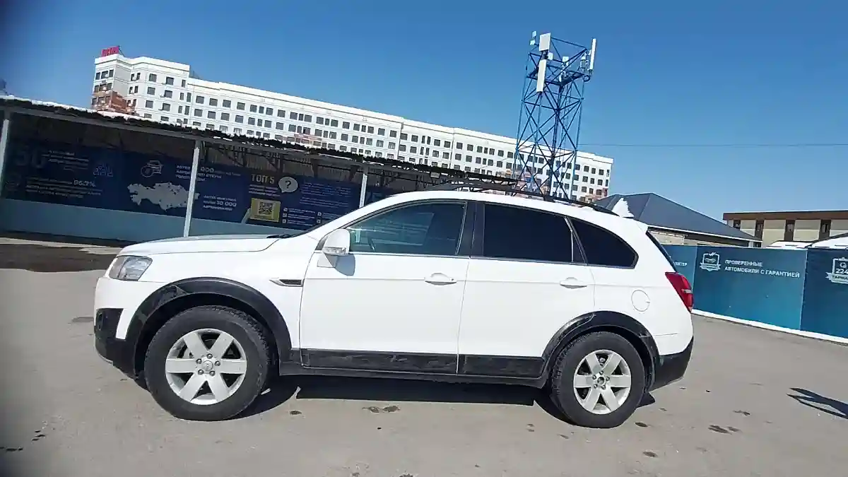 Chevrolet Captiva 2014 года за 5 190 000 тг. в Шымкент