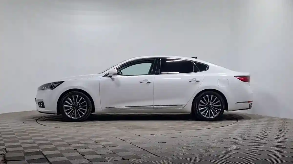 Kia K7 2016 года за 10 000 000 тг. в Алматы