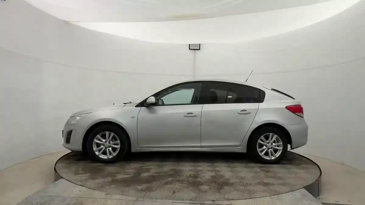 Chevrolet Cruze 2013 года за 3 580 000 тг. в Актобе