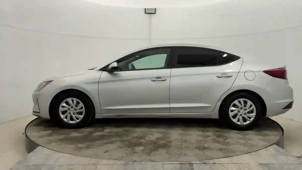 Hyundai Elantra 2018 года за 6 650 000 тг. в Актобе
