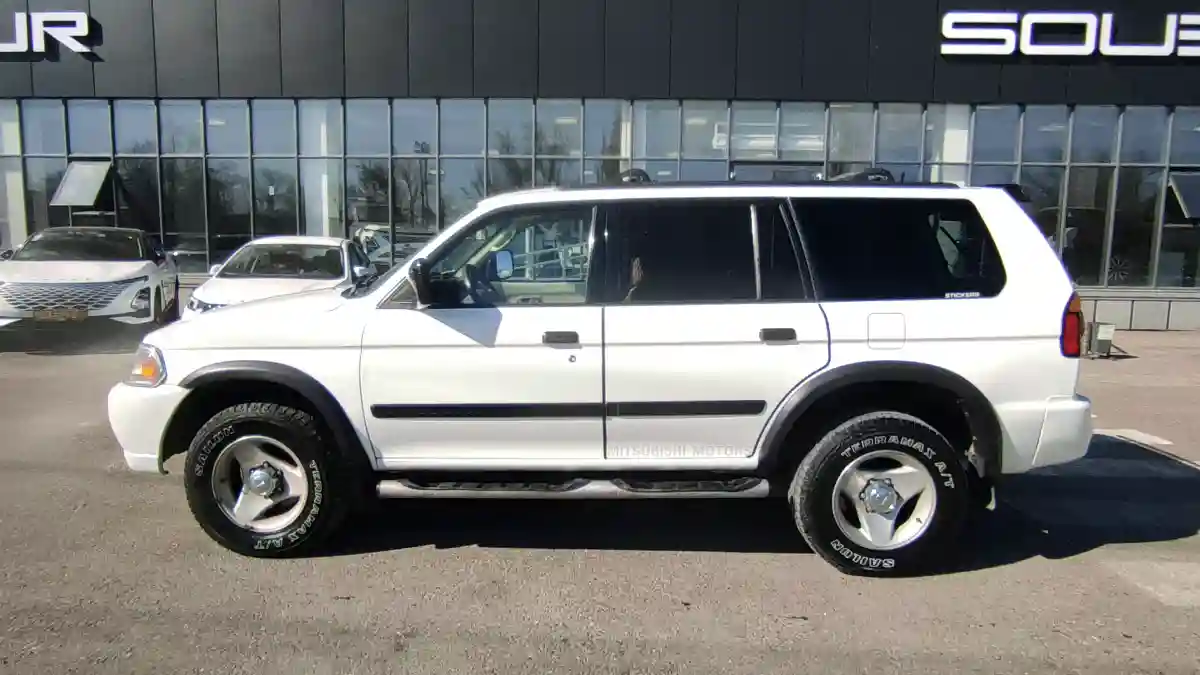 Mitsubishi Montero Sport 2000 года за 2 890 000 тг. в Тараз
