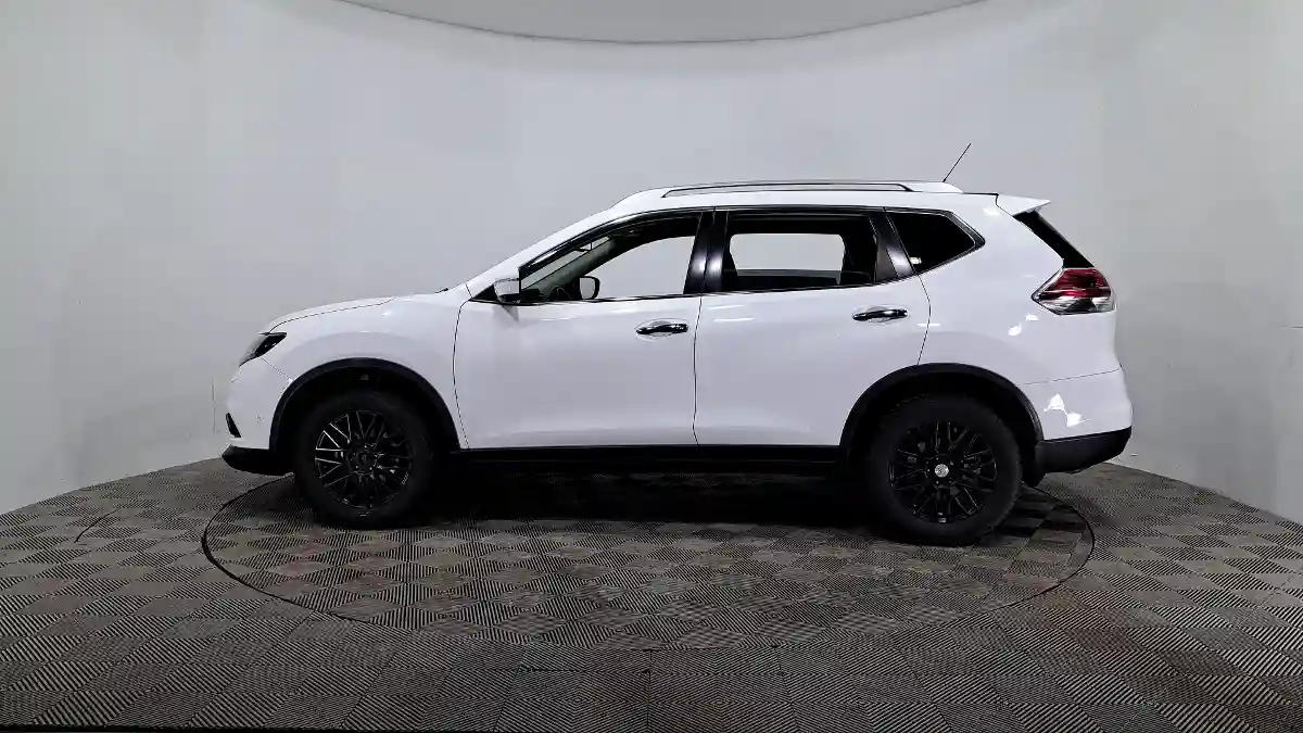 Nissan X-Trail 2016 года за 8 790 000 тг. в Астана