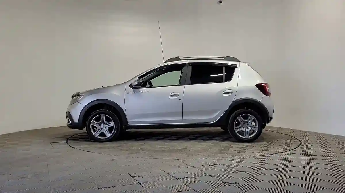 Renault Sandero 2019 года за 5 350 000 тг. в Алматы