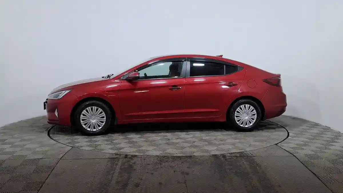 Hyundai Elantra 2019 года за 6 700 000 тг. в Астана