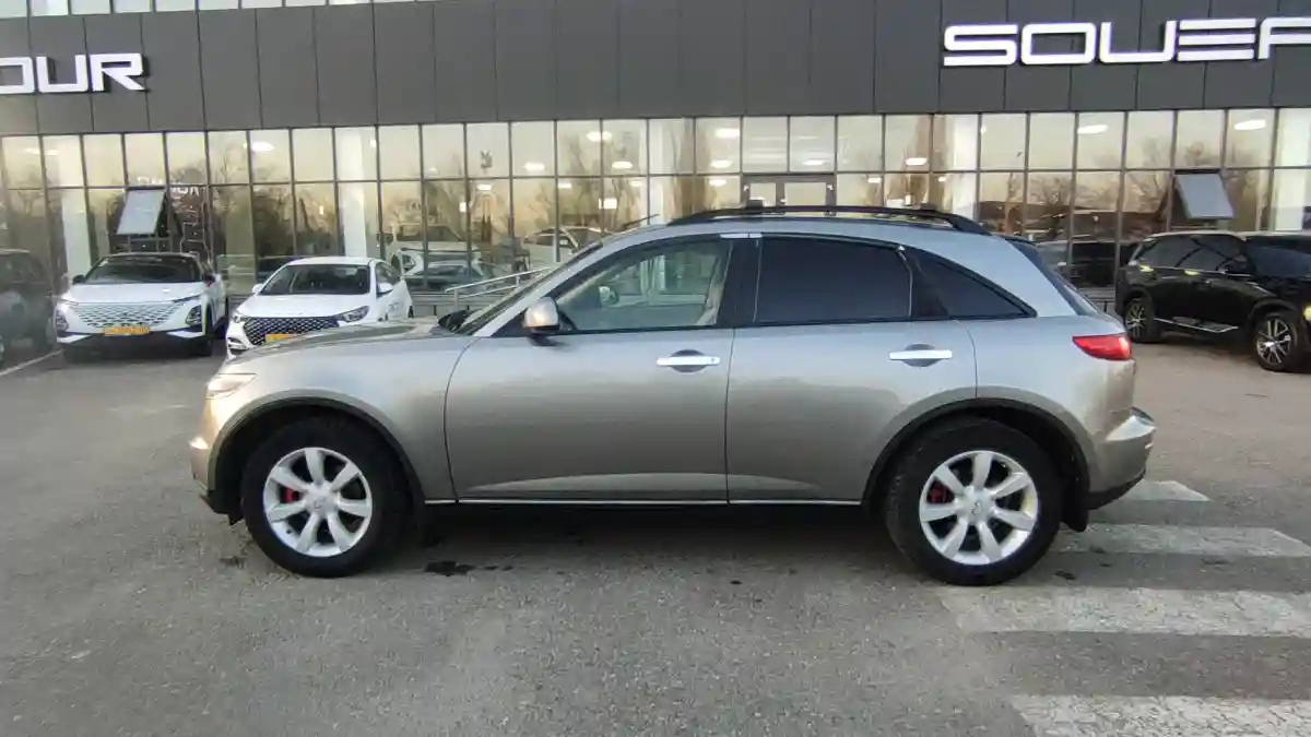 Infiniti FX 2004 года за 3 850 000 тг. в Тараз