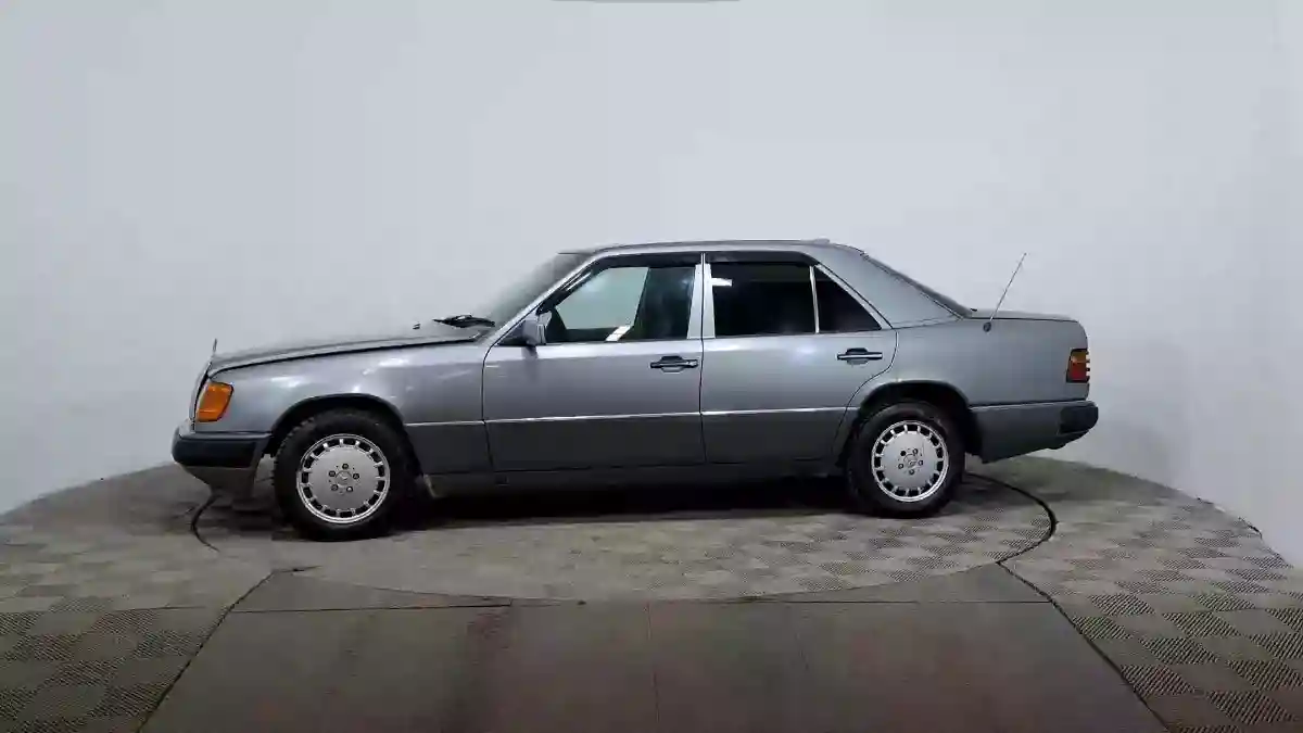 Mercedes-Benz E-Класс 1994 года за 1 090 000 тг. в Астана
