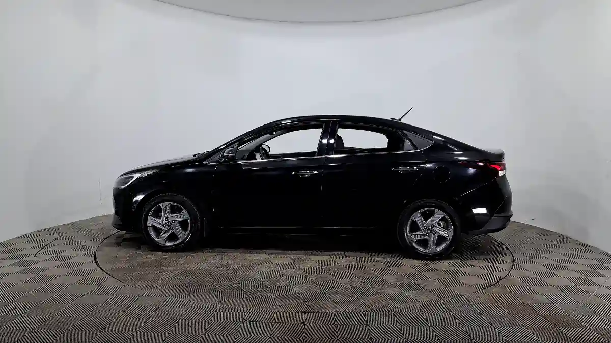 Hyundai Accent 2020 года за 7 590 000 тг. в Астана