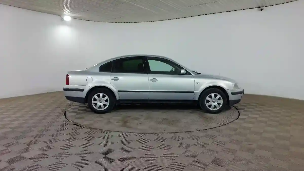 Volkswagen Passat 1997 года за 1 490 000 тг. в Шымкент