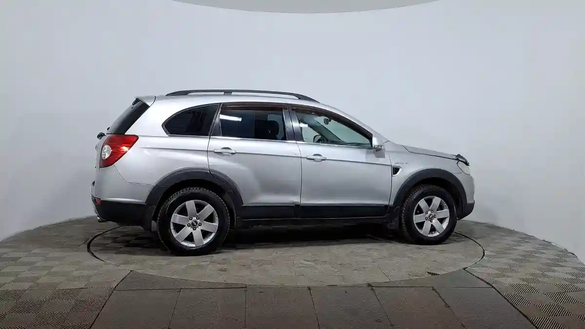 Chevrolet Captiva 2008 года за 3 790 000 тг. в Астана