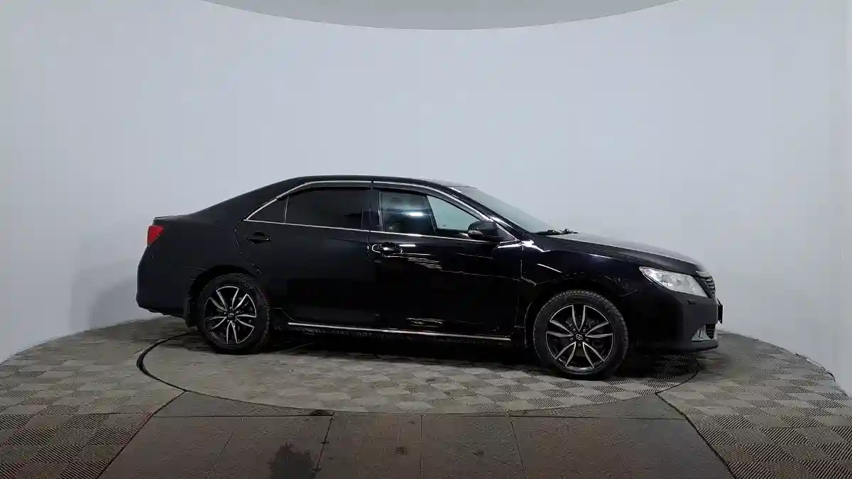 Toyota Camry 2013 года за 7 790 000 тг. в Астана